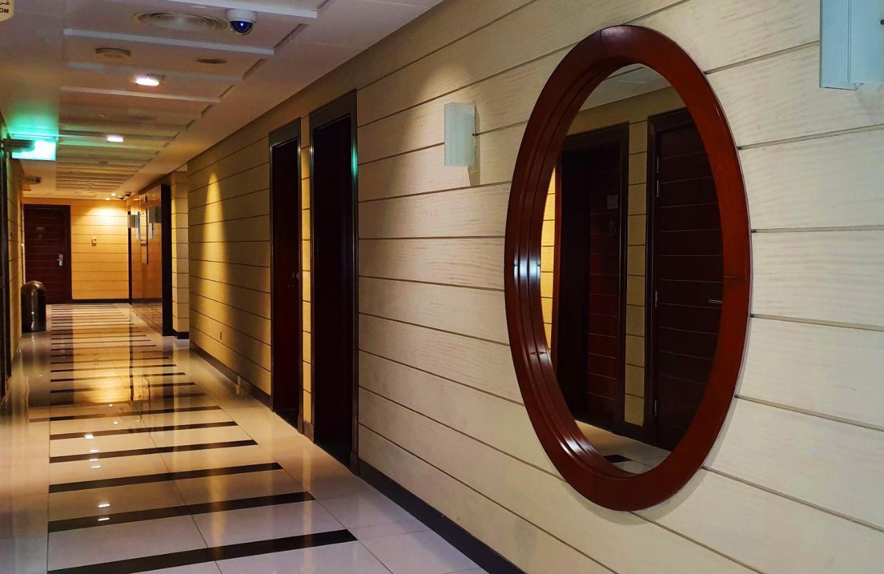 Tulip Hotel Apartments Dubai Exterior foto