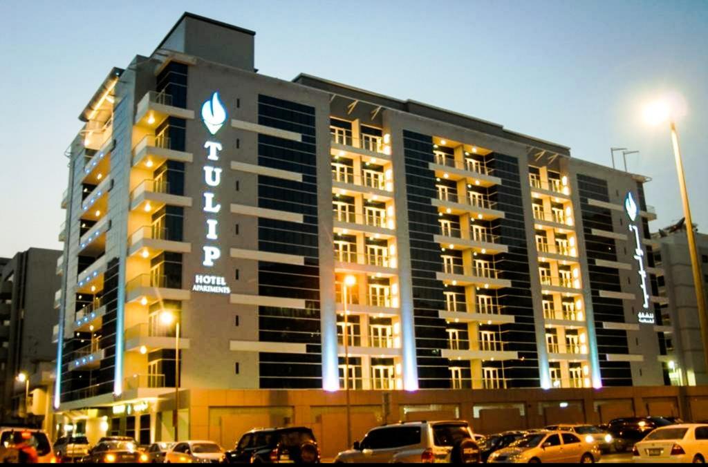 Tulip Hotel Apartments Dubai Exterior foto