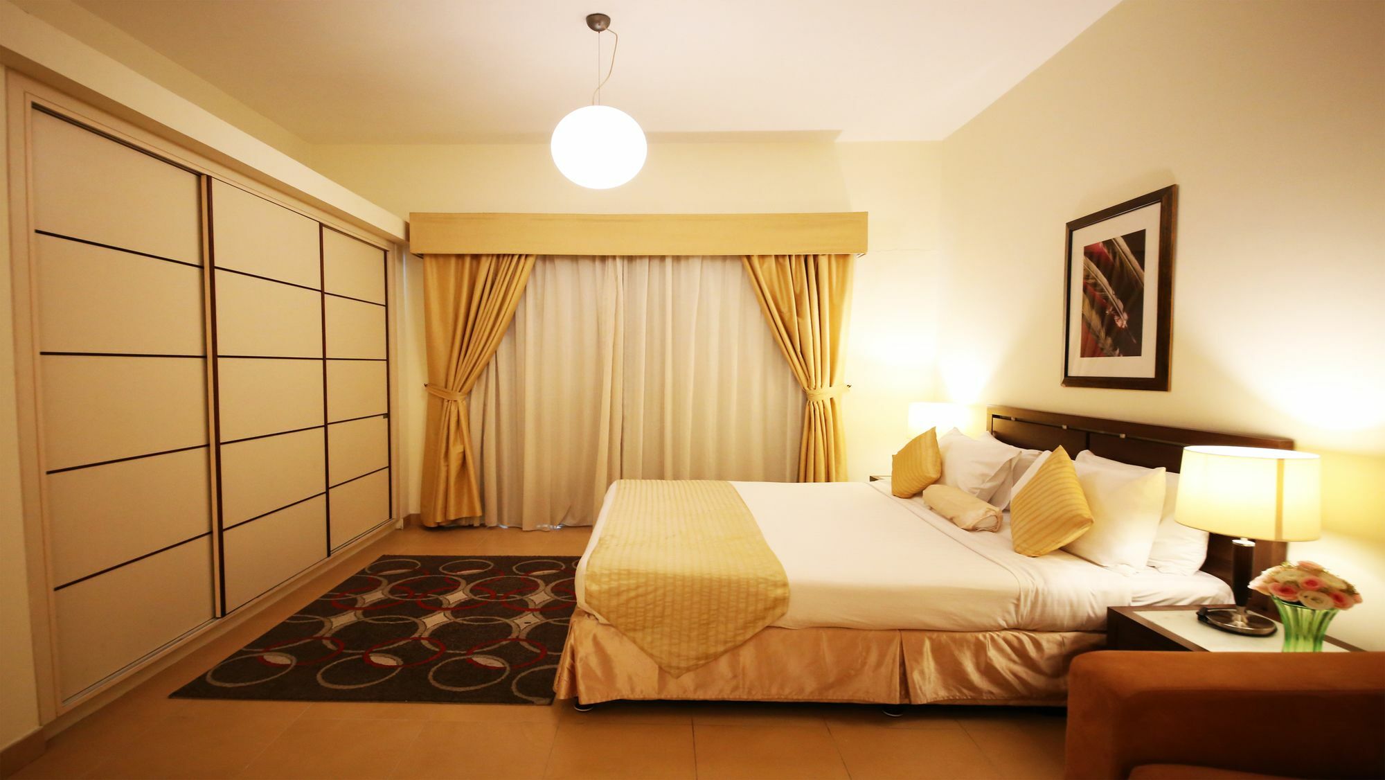 Tulip Hotel Apartments Dubai Exterior foto